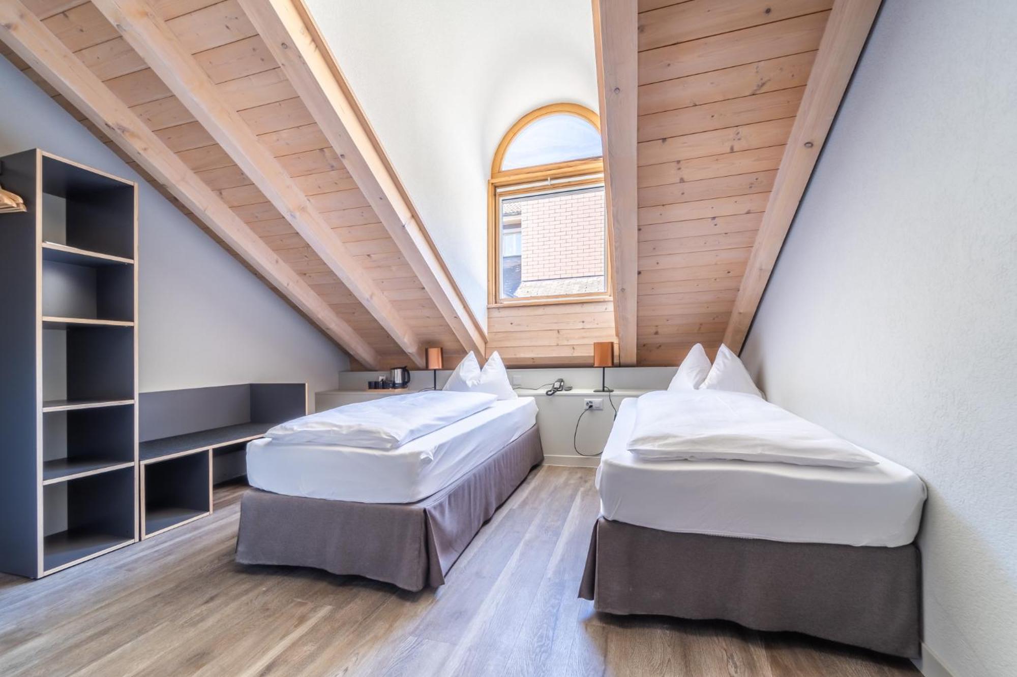 The Guesthouse By The Hey Hotel Interlaken Exterior foto